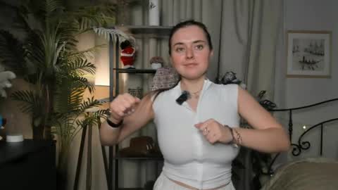 Samantha online show from 04/18/26, 04:00