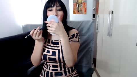 Laura online show from 01/07/25, 07:38