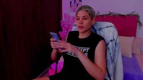 Laura Rose online show from 10/17/25, 06:54