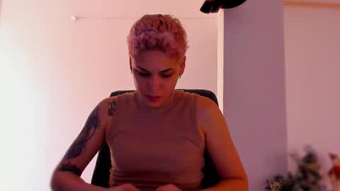 Laura Rose online show from 12/21/25, 07:43