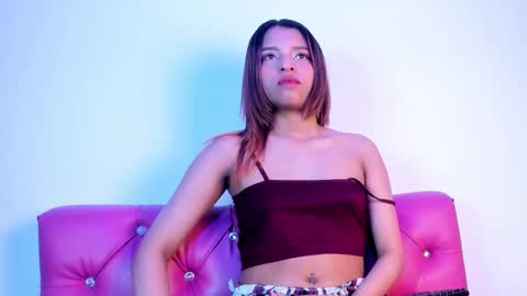 laura_serena online show from 12/18/25, 01:06