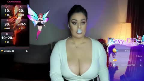 Snapshot of laura_sinner chatting on 02/11/25, 05:29 Laura online show from 02/11/25, 05:29