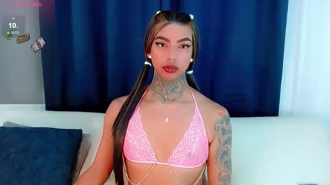 Laura online show from 10/24/25, 05:48