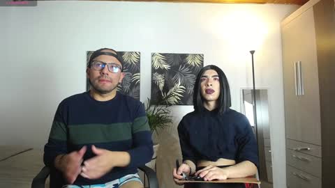 Snapshot of laura_sweet_1 chatting on 12/12/24, 01:21 Renato valentino online show from 12/12/24, 01:21