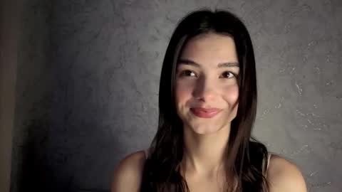 Snapshot of lauraback chatting on 02/09/26, 08:29 Laura online show from 02/09/26, 08:29