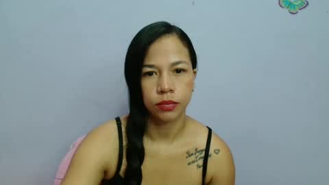 Snapshot of lauracb_ chatting on 02/01/25, 12:47 lauracb online show from 02/01/25, 12:47