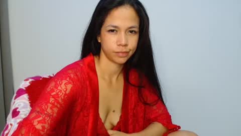 Snapshot of lauracb_ chatting on 10/12/25, 08:46 lauracb online show from 10/12/25, 08:46