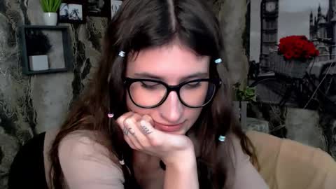 Snapshot of lauradre_ chatting on 01/09/26, 03:59 Laura online show from 01/09/26, 03:59