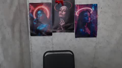 Snapshot of lauradre_ chatting on 07/06/26, 03:14 Laura online show from 07/06/26, 03:14