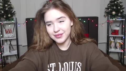 Snapshot of laurahlot chatting on 12/29/24, 07:00 LauraHlot online show from 12/29/24, 07:00