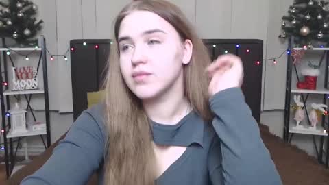 Snapshot of laurahlot chatting on 01/16/25, 02:51 LauraHlot online show from 01/16/25, 02:51