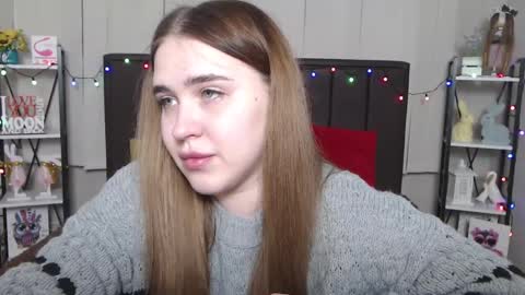 Snapshot of laurahlot chatting on 01/19/25, 04:44 LauraHlot online show from 01/19/25, 04:44