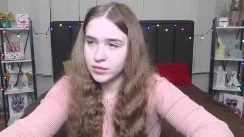 Snapshot of laurahlot chatting on 01/22/25, 10:05 LauraHlot online show from 01/22/25, 10:05