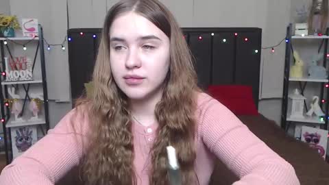 Snapshot of laurahlot chatting on 01/23/25, 04:09 LauraHlot online show from 01/23/25, 04:09