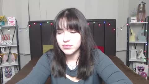 Snapshot of laurahlot chatting on 01/28/25, 10:23 LauraHlot online show from 01/28/25, 10:23