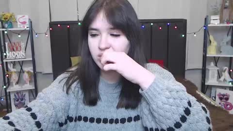 Snapshot of laurahlot chatting on 01/30/25, 01:44 LauraHlot online show from 01/30/25, 01:44