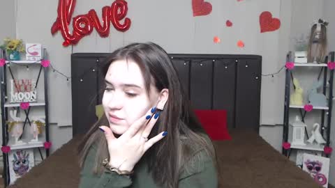 Snapshot of laurahlot chatting on 02/20/25, 06:24 LauraHlot online show from 02/20/25, 06:24