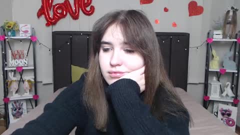 Snapshot of laurahlot chatting on 02/24/25, 03:33 LauraHlot online show from 02/24/25, 03:33