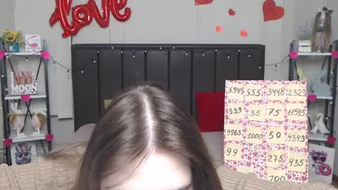 Snapshot of laurahlot chatting on 03/02/25, 09:22 LauraHlot online show from 03/02/25, 09:22