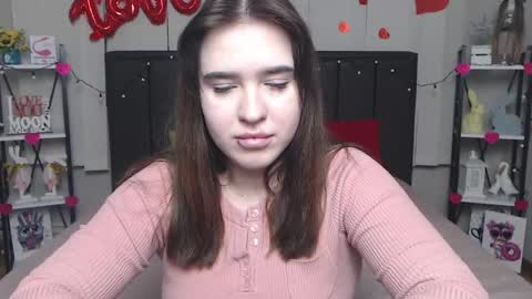 Snapshot of laurahlot chatting on 03/03/25, 09:48 LauraHlot online show from 03/03/25, 09:48