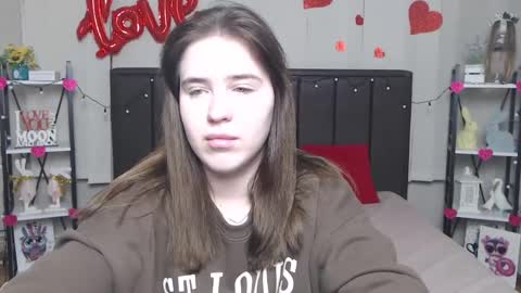 Snapshot of laurahlot chatting on 03/10/25, 10:34 LauraHlot online show from 03/10/25, 10:34