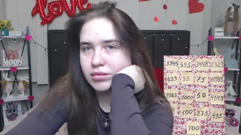 Snapshot of laurahlot chatting on 03/12/25, 06:29 LauraHlot online show from 03/12/25, 06:29
