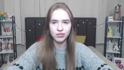 Snapshot of laurahlot chatting on 09/10/25, 05:51 LauraHlot online show from 09/10/25, 05:51