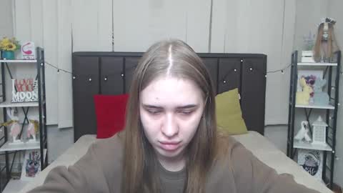 Snapshot of laurahlot chatting on 10/10/25, 05:45 LauraHlot online show from 10/10/25, 05:45
