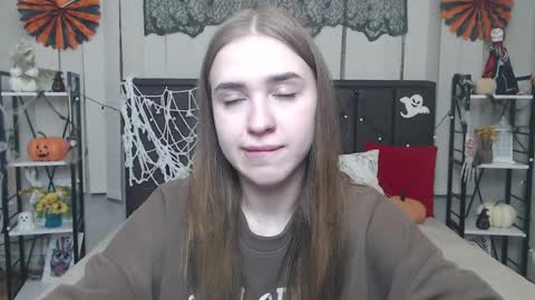 LauraHlot online show from 10/20/25, 07:03