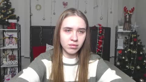 LauraHlot online show from 12/16/25, 06:29