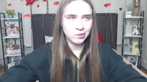 LauraHlot online show from 02/08/26, 06:28