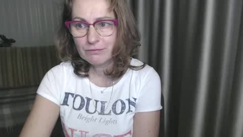 Lauraoven1 online show from 12/27/24, 05:48