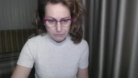 Lauraoven1 online show from 01/13/25, 12:35