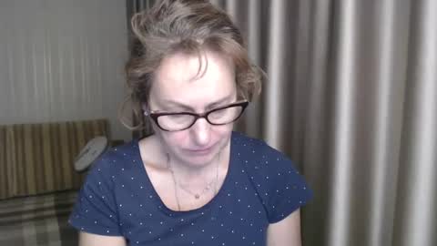 Lauraoven1 online show from 01/16/25, 05:44