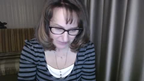 Lauraoven1 online show from 02/19/25, 04:33