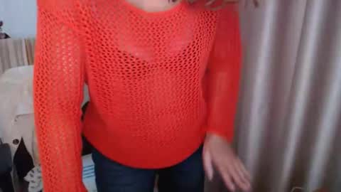 Lauraoven1 online show from 10/07/25, 10:23