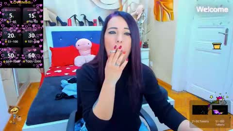 Laura online show from 02/03/25, 04:14