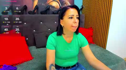 Laura online show from 07/17/26, 03:35