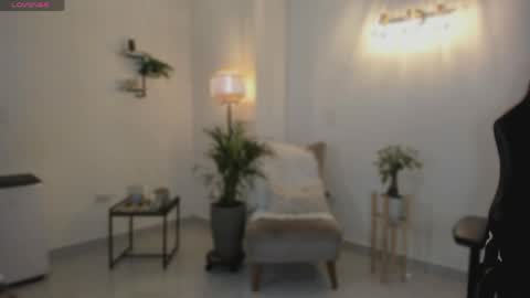 Snapshot of laurasophya chatting on 05/31/26, 01:14 Laura online show from 05/31/26, 01:14