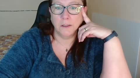 laureanne online show from 03/10/25, 10:15