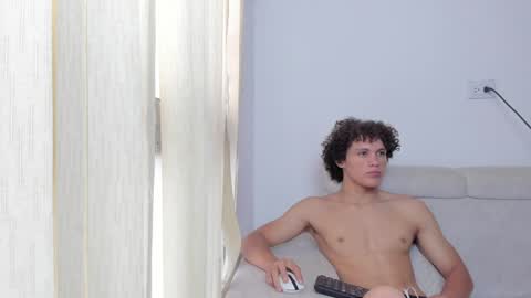 Laureent online show from 01/02/25, 06:01