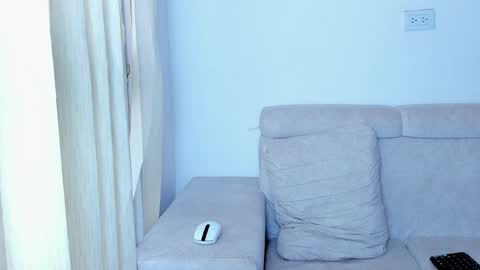 Laureent online show from 01/21/25, 02:15