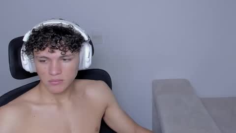 Laureent online show from 09/17/25, 06:31