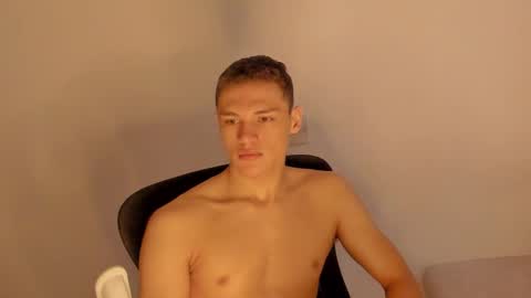 Laureent online show from 01/17/26, 09:29