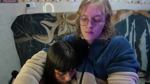 Snapshot of laureles6667 chatting on 05/02/26, 12:43 Laures666 online show from 05/02/26, 12:43