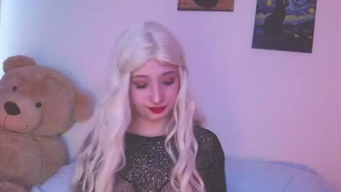 Laurem  online show from 07/13/26, 07:49