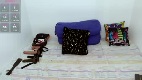 Lauren online show from 04/05/26, 07:33