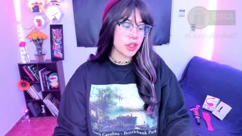  Im Lauren  independent model   online show from 01/04/25, 05:48