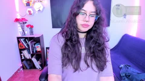  Im Lauren  independent model   online show from 01/18/25, 05:20