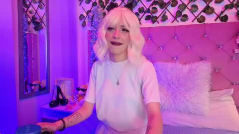 Lauren evans9 online show from 04/28/26, 03:00